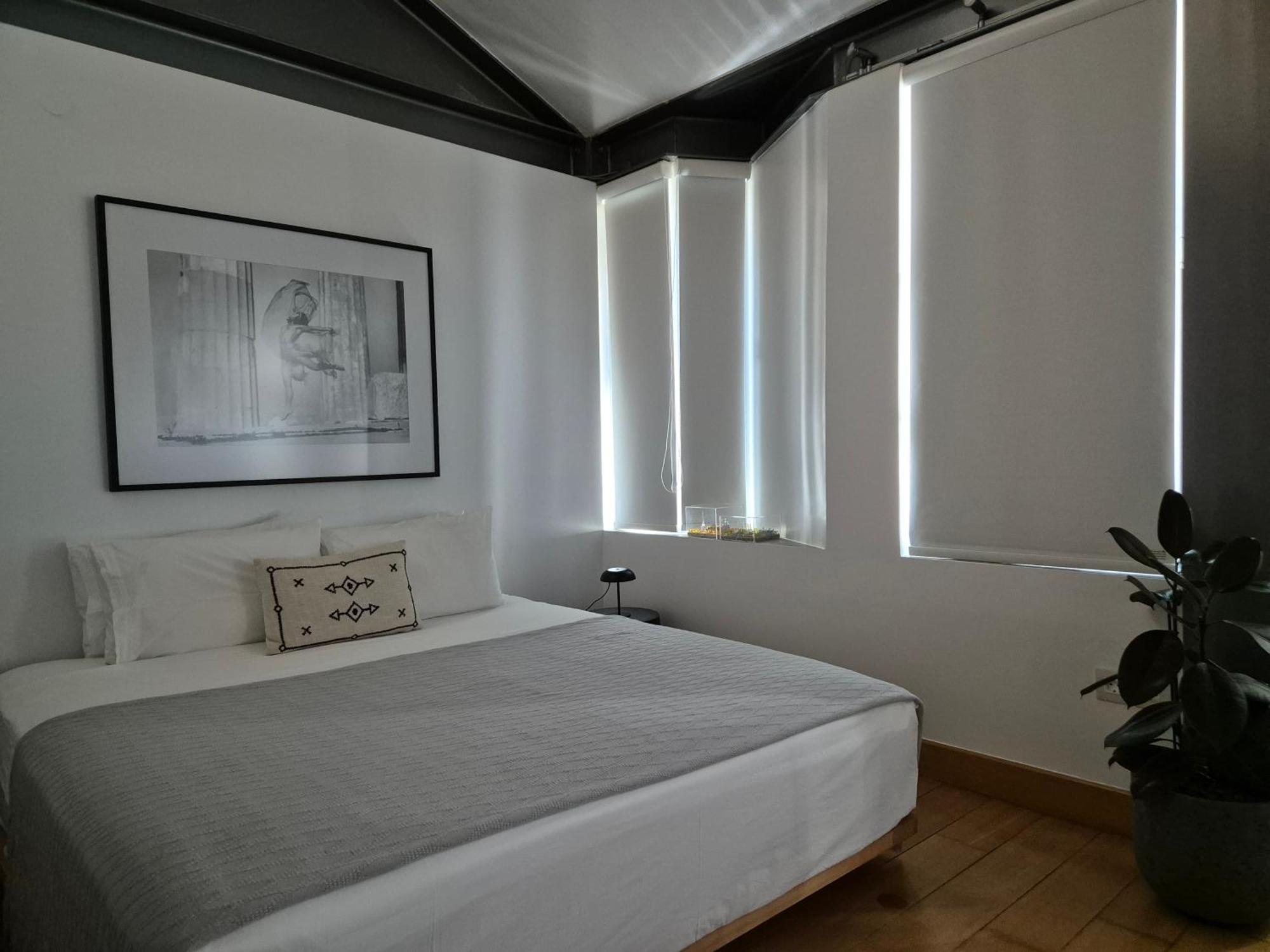 The Blossom Loft - City Center Apartment With Balcony Sea View Ираклион Экстерьер фото